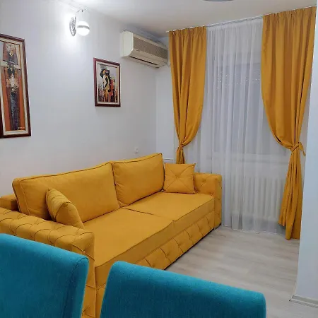 Lux Square Apartamento Skopie